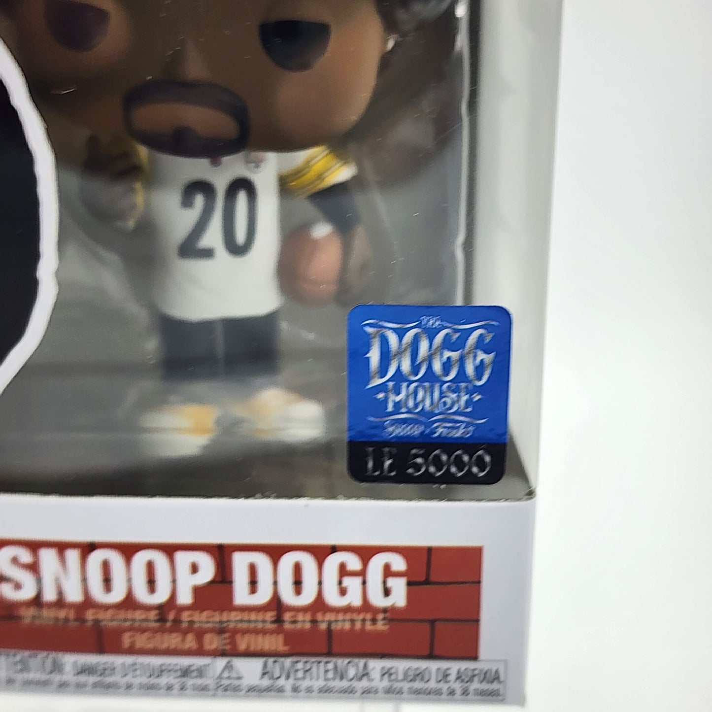 Funko Pop - Rocks: Snoop Dogg (Steelers White Jersey) (3000 pcs) #305