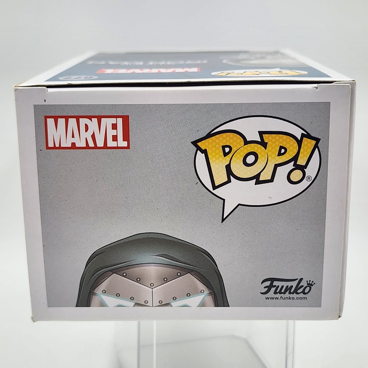 Funko Pop - Infamous Iron Man (Glow) #677 *damage box