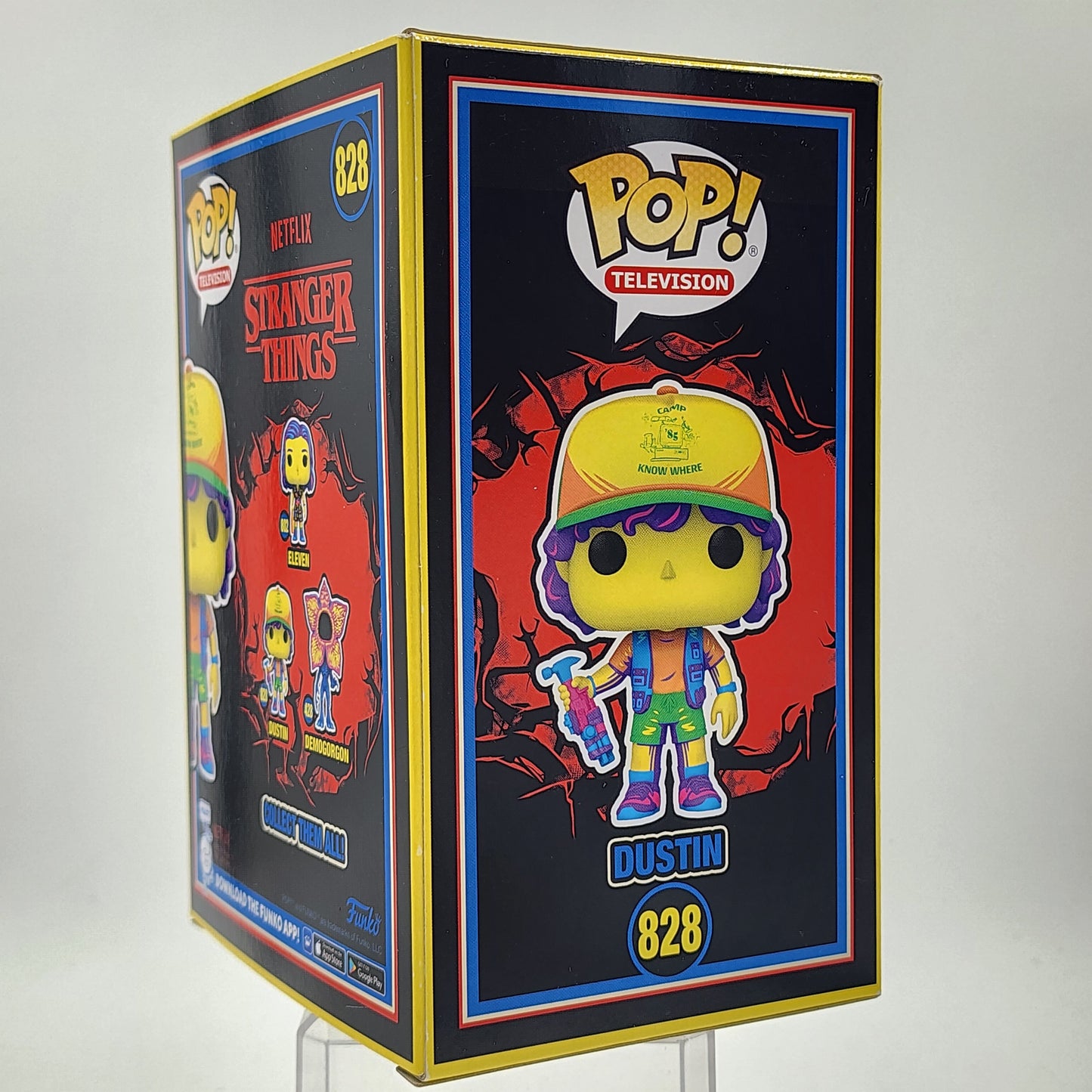 Funko Pop - Stranger Things: Dustin (Blacklight) #828