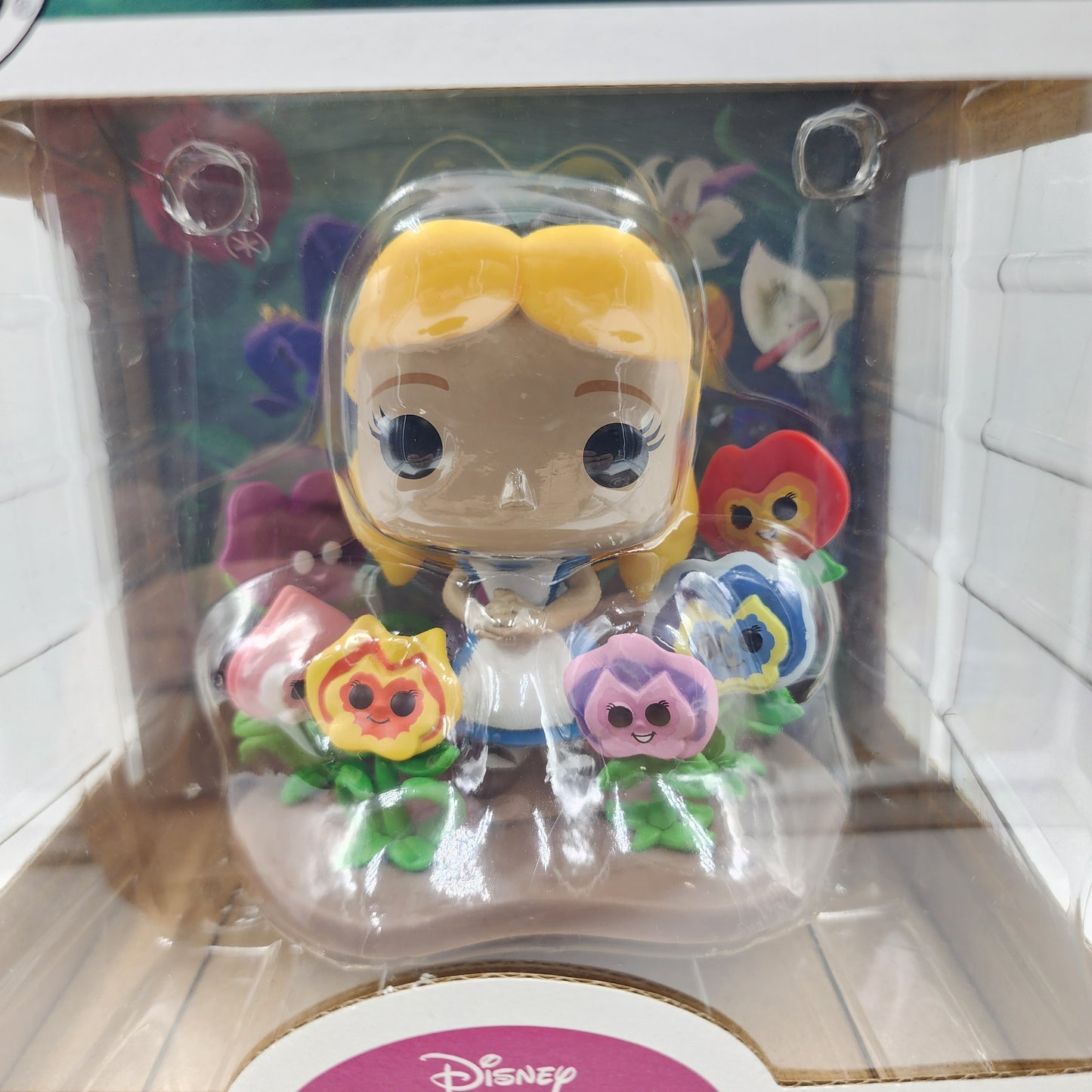 Funko Pop Deluxe - Alice in Wonderland: Alice with flowers #1057